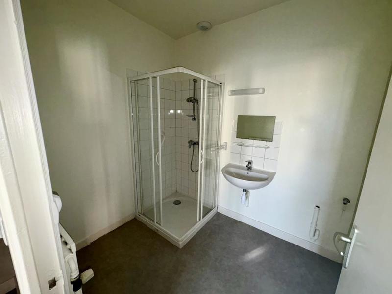 Appartement - 64 m² - 2 pièces