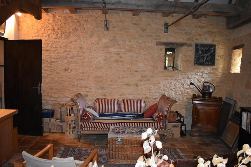 Maison - 230 m² - 6 pièces