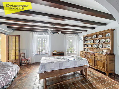 Maison - 151 m² - 7 pièces