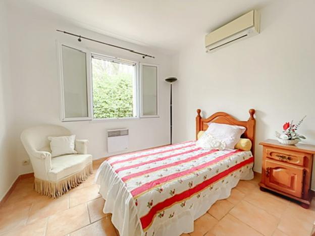 Villa - 116 m² - 8 pièces