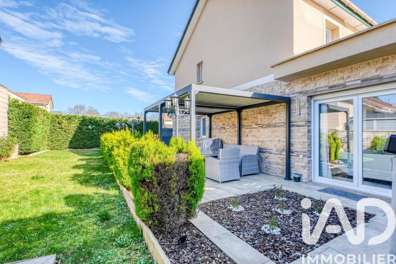 Maison - 122 m² - 5 pièces