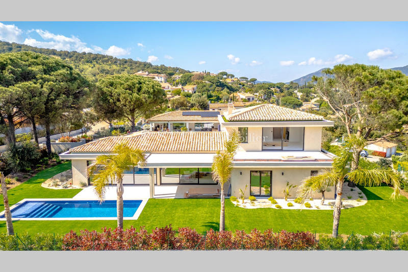 Villa - 266 m² - 5 pièces