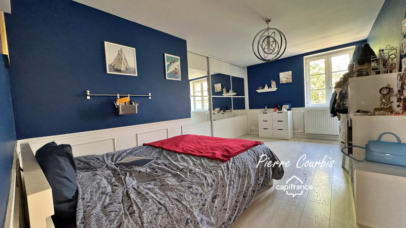 Maison - 224 m² - 6 pièces