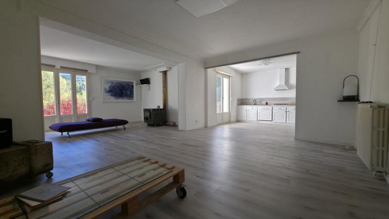 Villa - 143 m² - 5 pièces