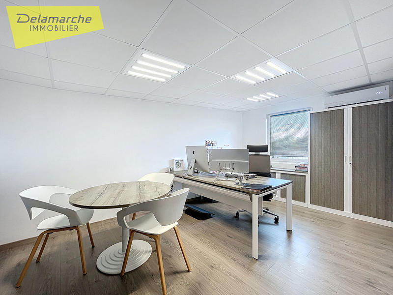 Local d'activité / Entrepôt - 370 m² - 5 pièces
