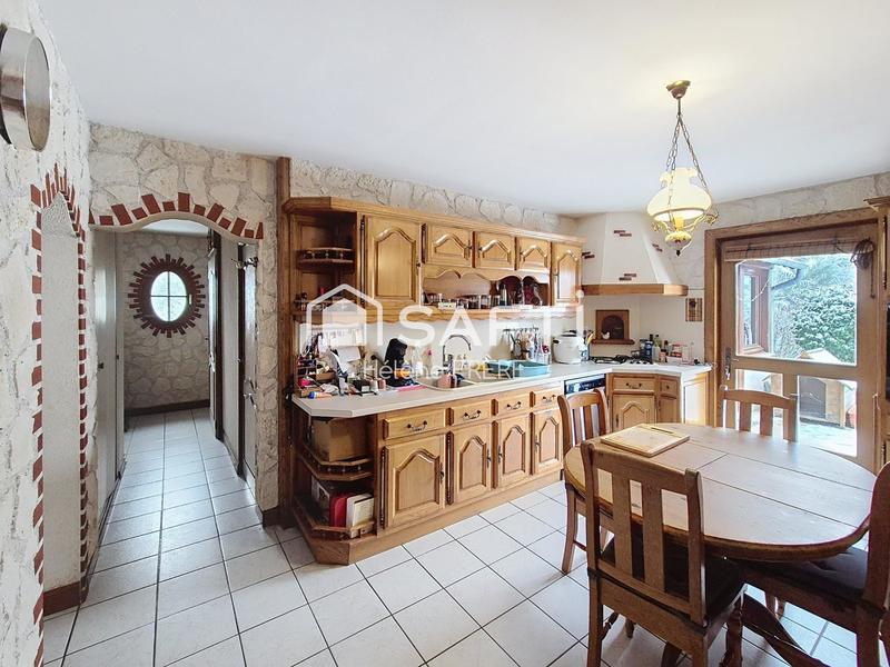 Maison - 158 m² - 5 pièces