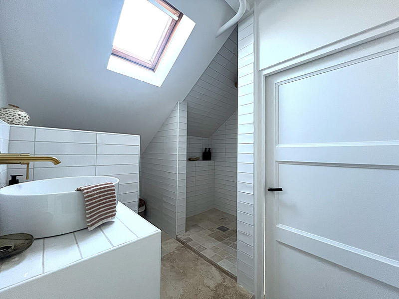 Maison - 297 m² - 10 pièces