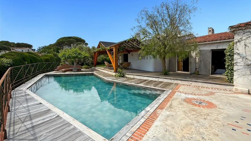 Villa - 182 m² - 5 pièces