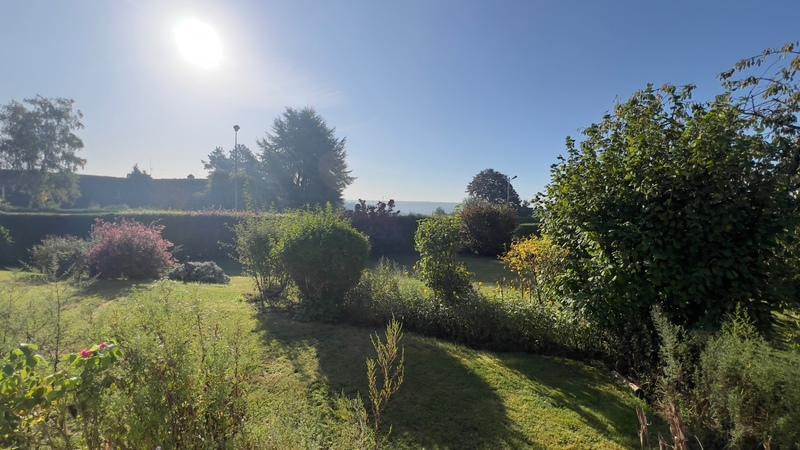 Maison - 300 m² - 10 pièces