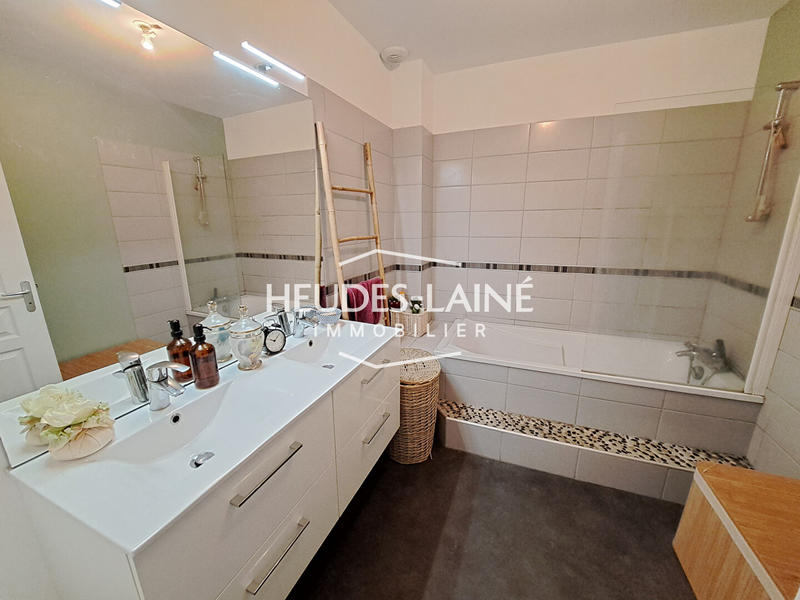 Appartement - 110 m² - 4 pièces