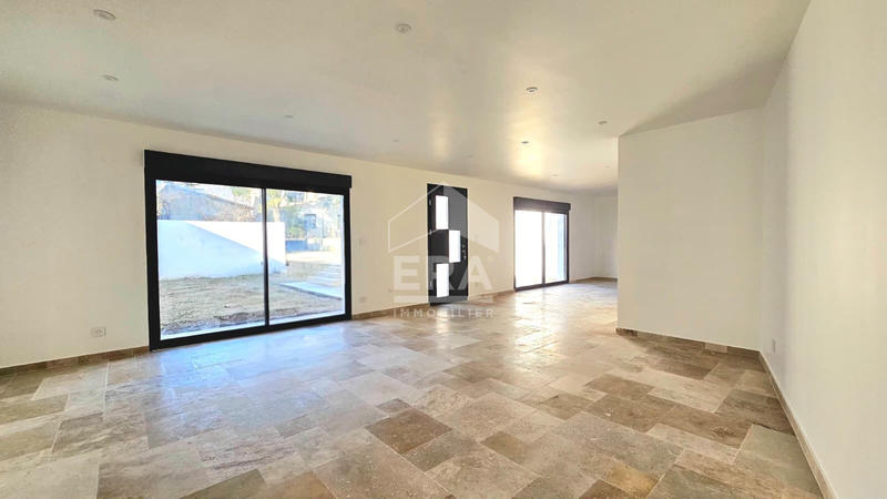 Maison - 115 m² - 4 pièces