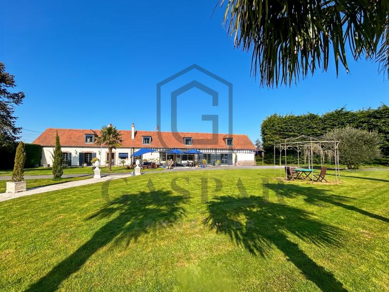 Château - 477 m² - 13 pièces