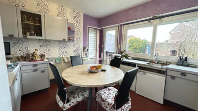 Maison - 131 m² - 9 pièces