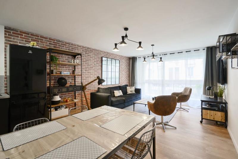 Appartement - 84 m² - 5 pièces