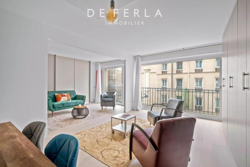 Appartement - 102 m² - 4 pièces