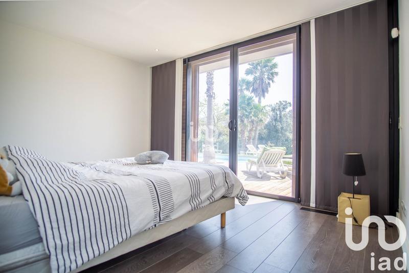 Maison - 213 m² - 5 pièces