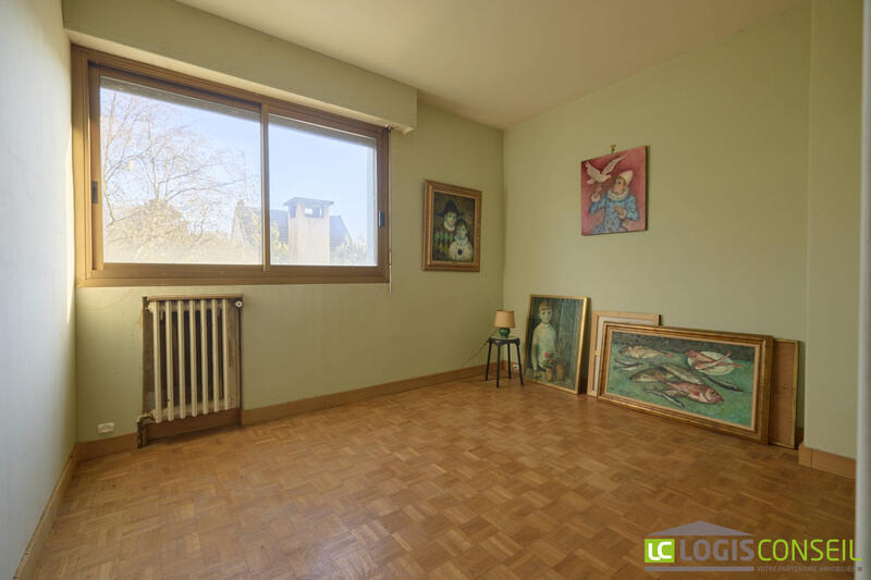 Maison ancienne - 335 m² - 10 pièces