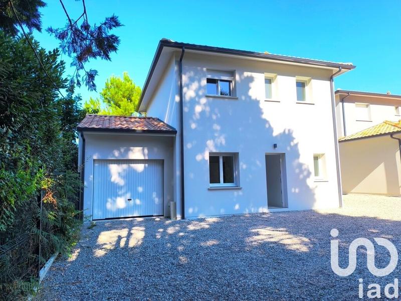 Maison - 104 m² - 5 pièces