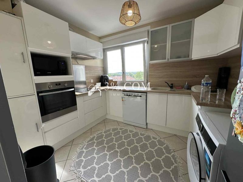 Appartement - 67 m² - 4 pièces