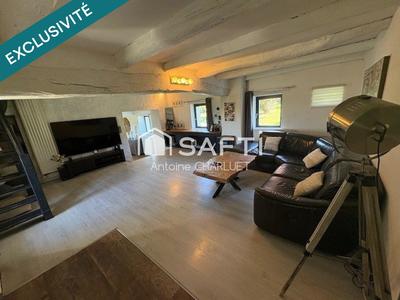 Maison - 255 m² - 9 pièces