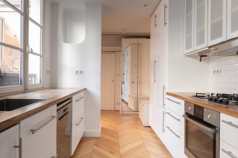 Appartement - 117 m² - 6 pièces