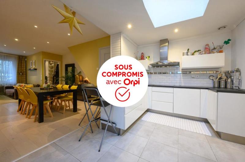 Maison - 104 m² - 4 pièces