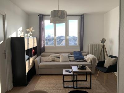Chambre - 12 m² - 1 pièce