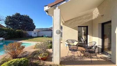 Maison - 132 m² - 6 pièces