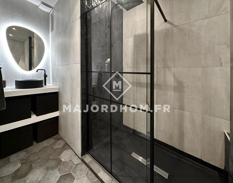 Loft - 72 m² - 2 pièces