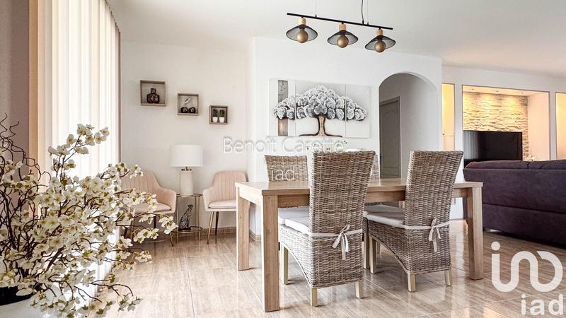 Maison - 105 m² - 4 pièces