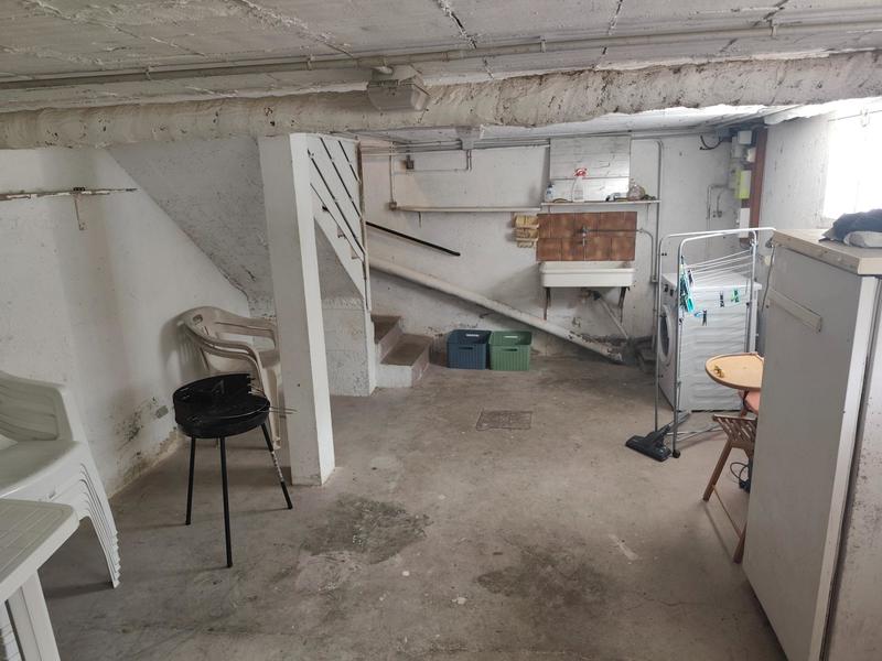 Maison - 99 m² - 6 pièces