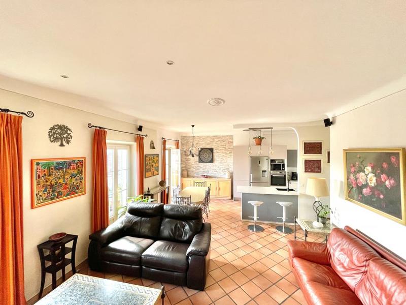 Duplex - 129 m² - 5 pièces