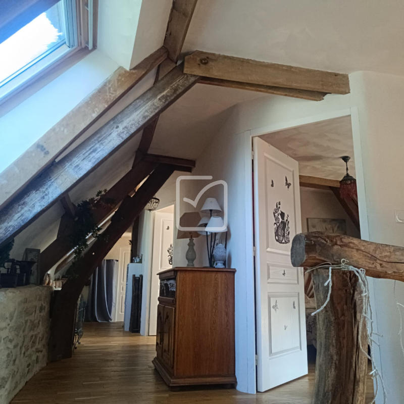 Propriété - 161 m² - 6 pièces