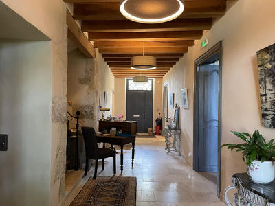 Maison de village - 523 m² - 10 pièces