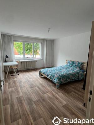 Chambre - 12 m² - 1 pièce