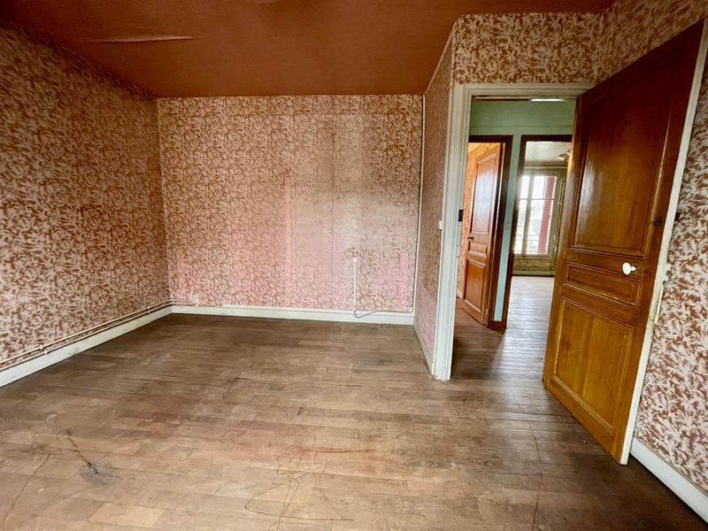 Maison - 110 m² - 6 pièces