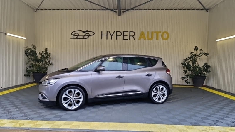 Renault Scénic IV blue dci 120 edc