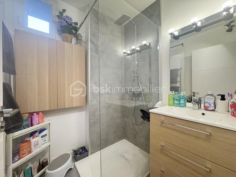 Appartement - 70 m² - 4 pièces