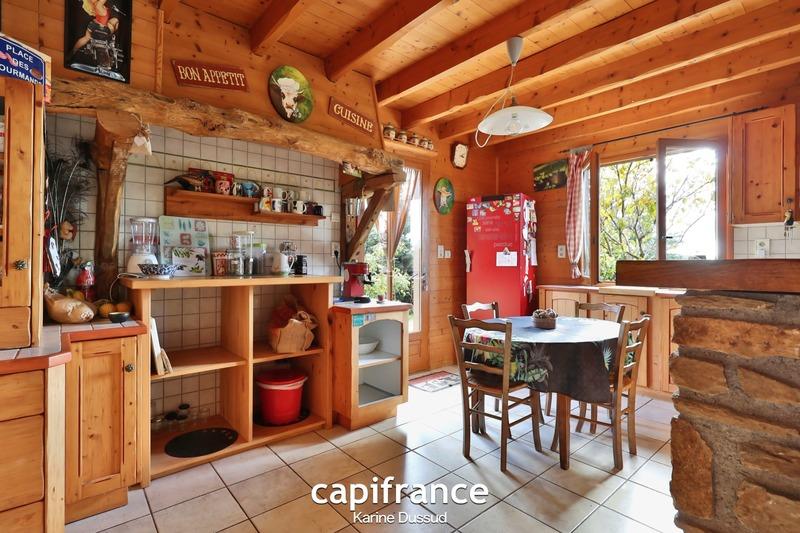 Châlet - 142 m² - 8 pièces