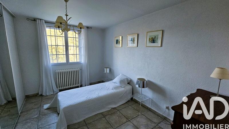 Maison - 187 m² - 5 pièces