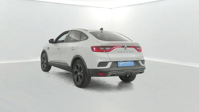 Renault Arkana E-Tech 145 21b R.S. Line 5p