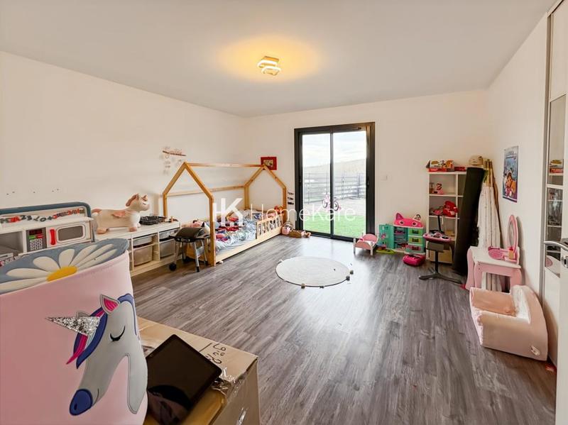 Villa - 275 m² - 8 pièces