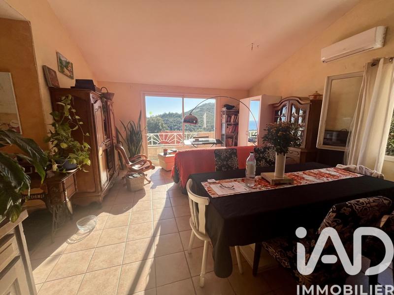 Maison - 150 m² - 5 pièces