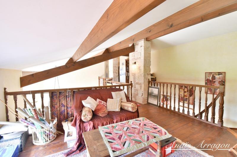 Villa - 275 m² - 6 pièces