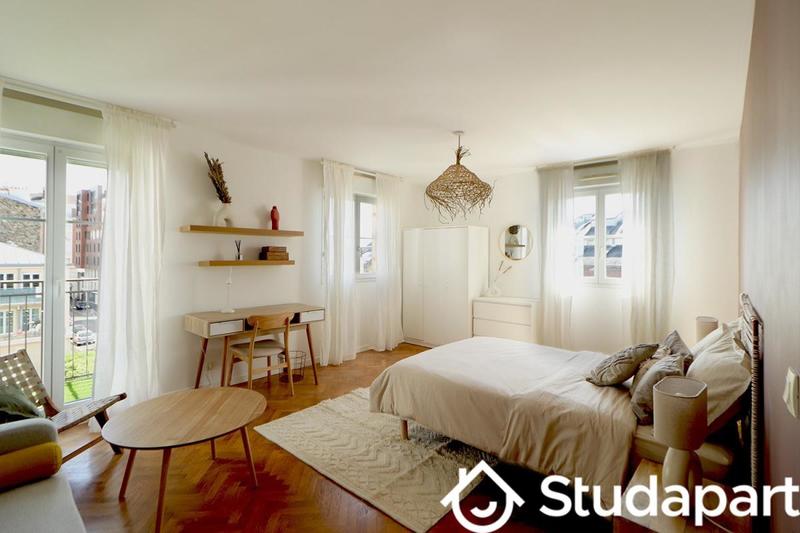 Chambre - 12 m² - 1 pièce