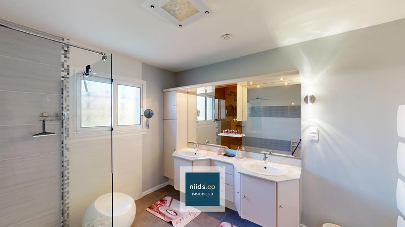 Villa - 350 m² - 11 pièces