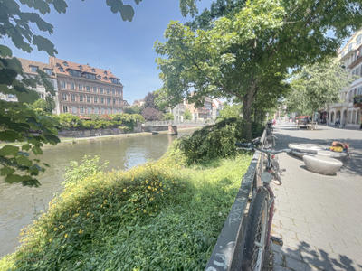 Appartement - 102 m² - 3 pièces