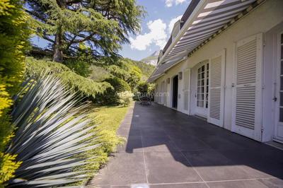 Maison - 189 m² - 7 pièces