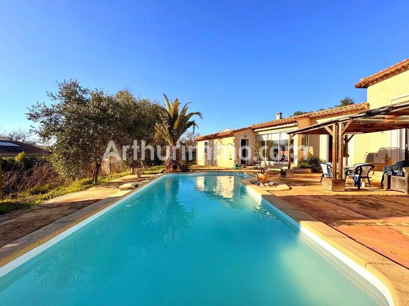 Maison - 198 m² - 6 pièces