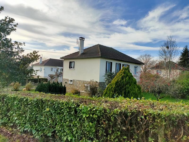 Maison - 93 m² - 4 pièces